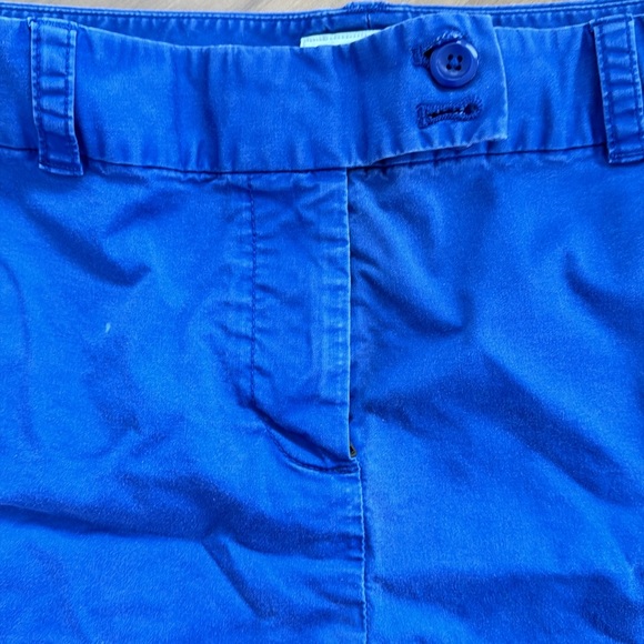 Vineyard Vines ladies size 14 blue shorts - Picture 3 of 5